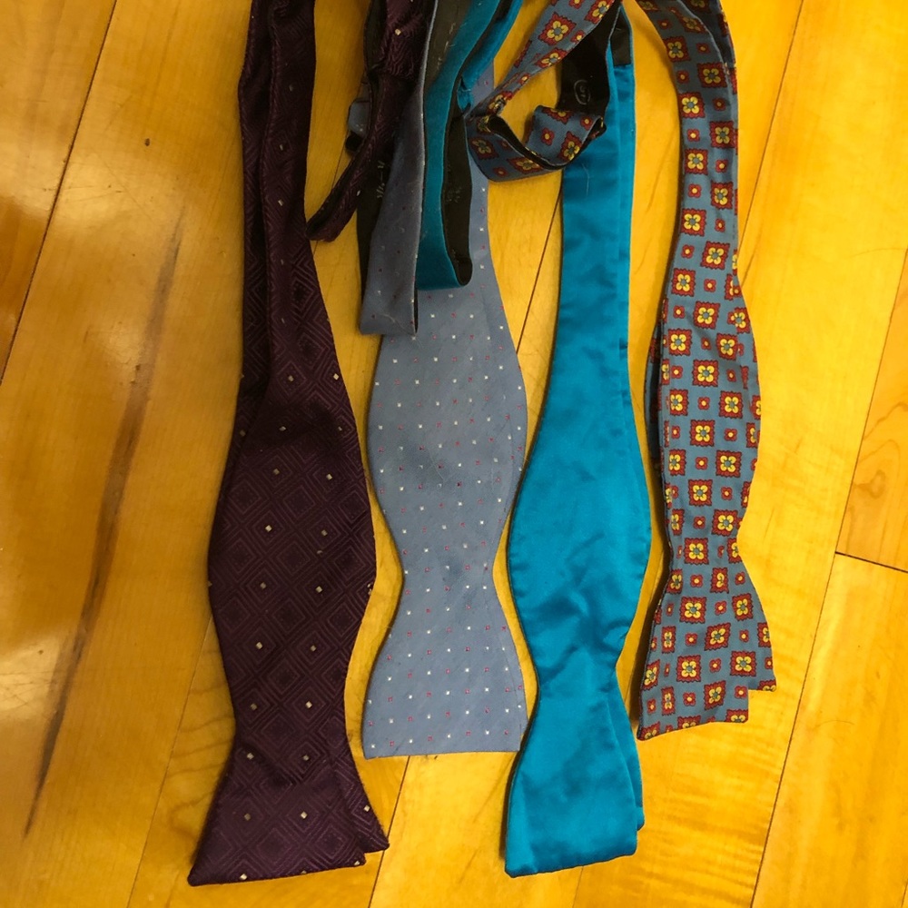 4 vintage silk, adjustable self-tie bow ties
